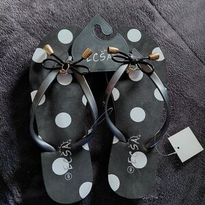 Polka Dot Bow Flip Flops - Size 6 Black & White